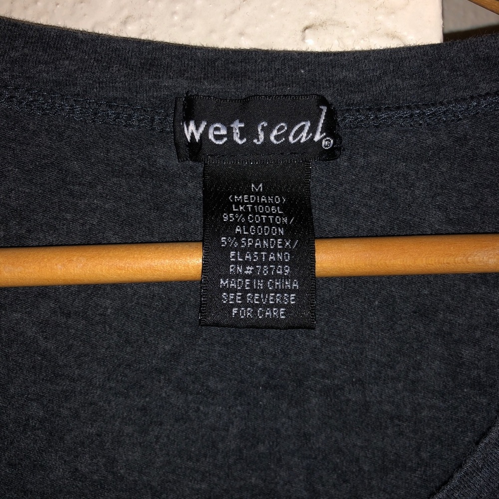 grey basic top - Picture 2 of 3